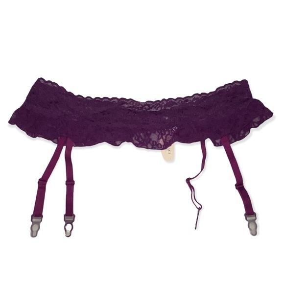 NEW! Victoria’s Secret Purple Floral Lace Garter Belt - Size XS/S - Picture 7 of 7